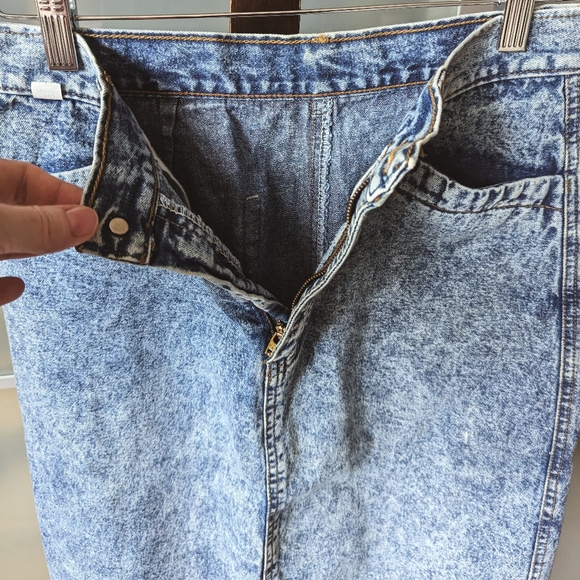 Vintage Acid Wash Denim Skirt in Blue and Gray - Picture 8 of 14
